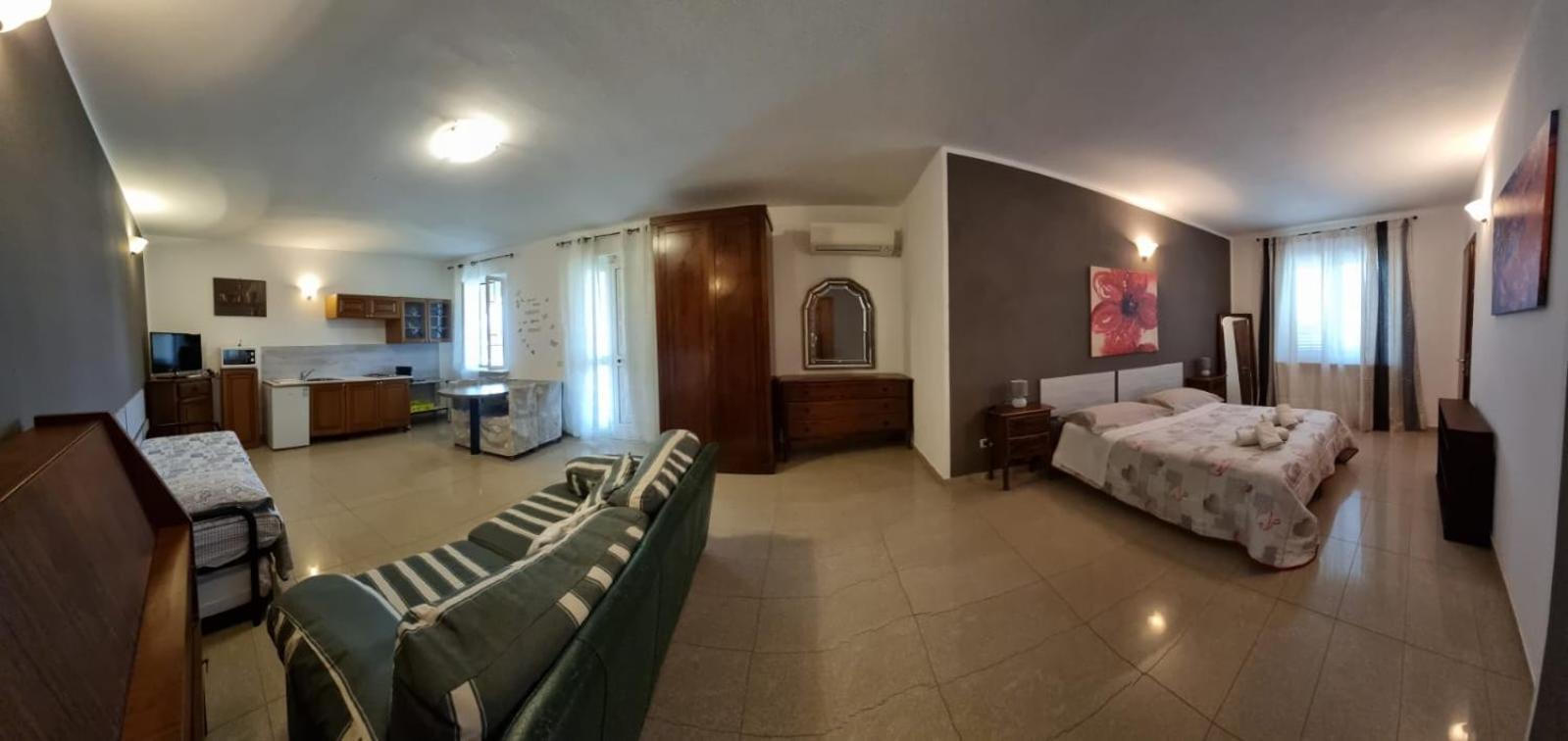 سارزانا Villa Naclerio المظهر الخارجي الصورة