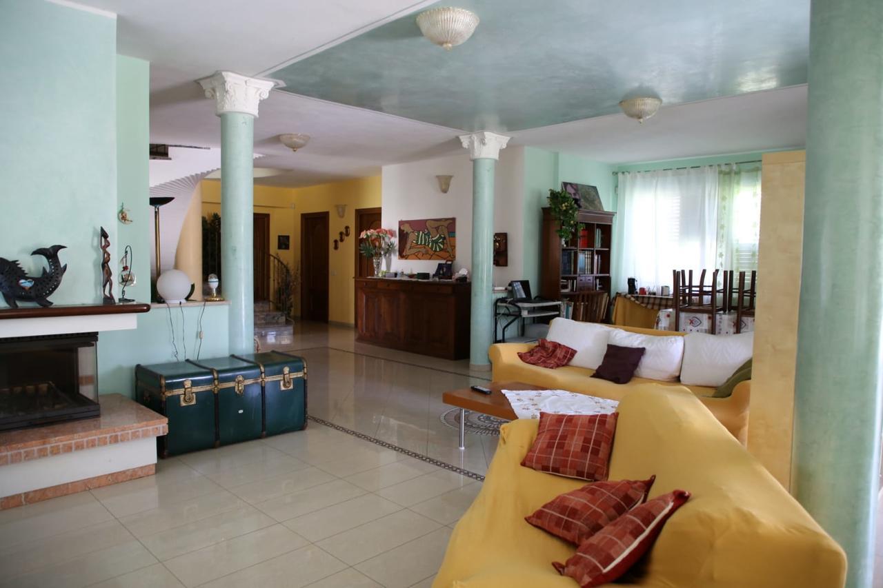 سارزانا Villa Naclerio المظهر الخارجي الصورة